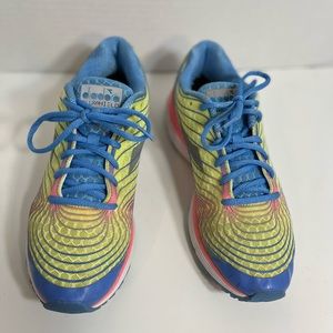 Diadora Mythos Blushield Fly Womens 10.5W